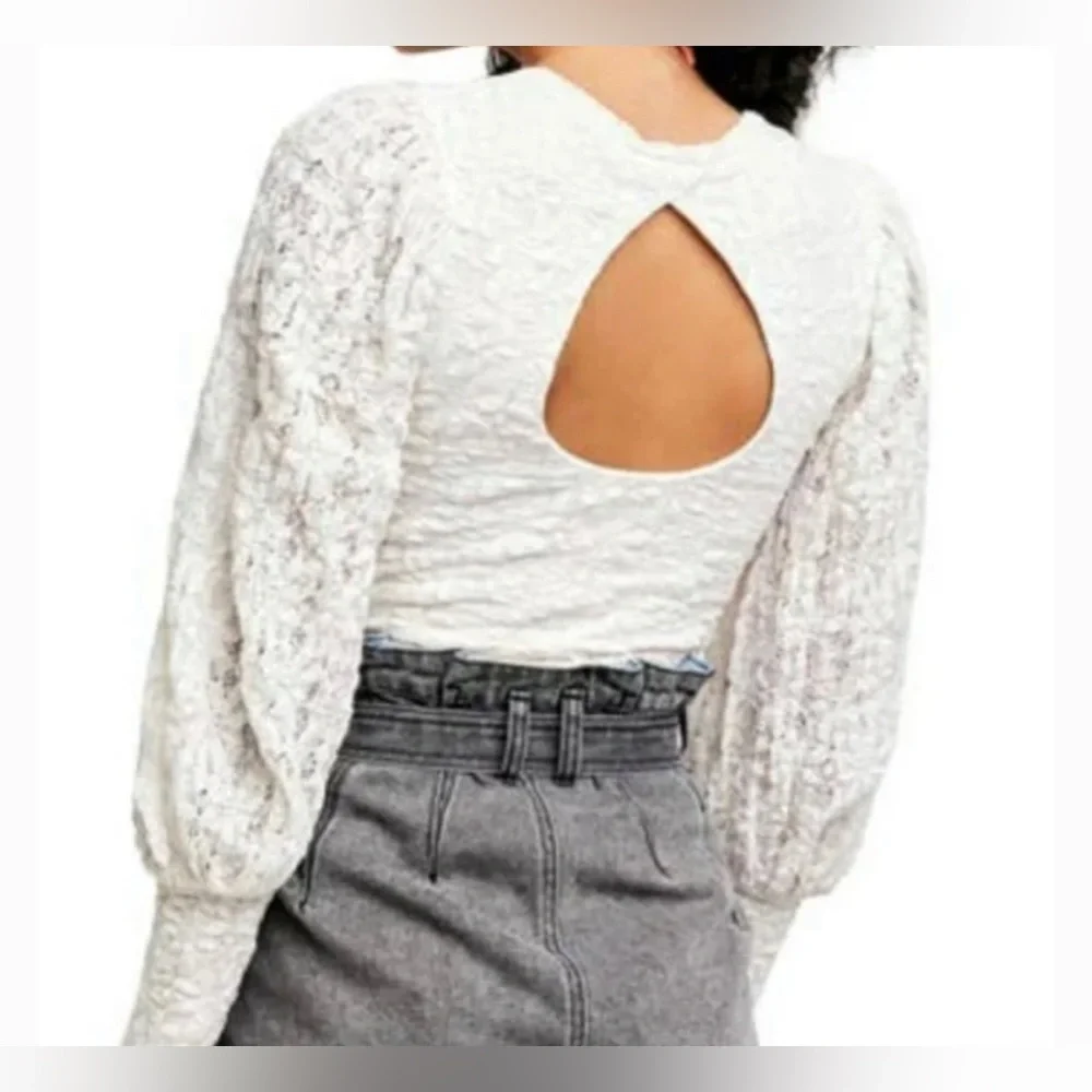 Free People Cream Textured Puff-Sleeve Crop Top